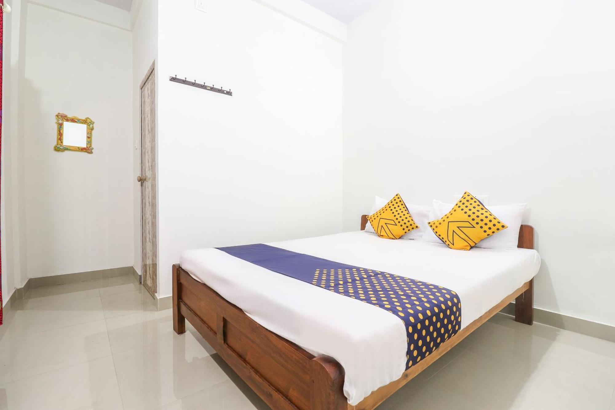 Spot On Rohini Inn Kadampuzha Kottakkal Екстер'єр фото
