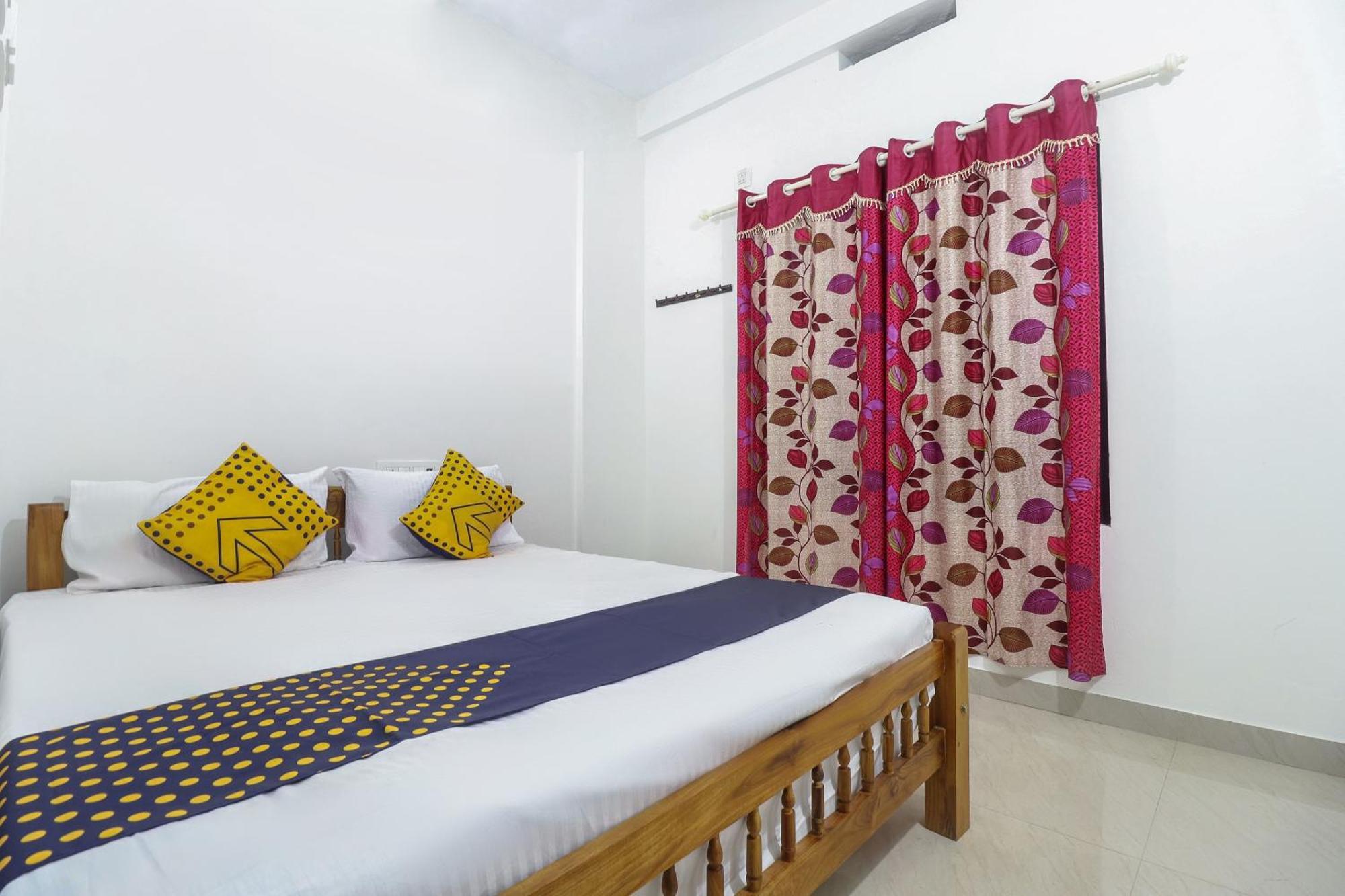 Spot On Rohini Inn Kadampuzha Kottakkal Екстер'єр фото